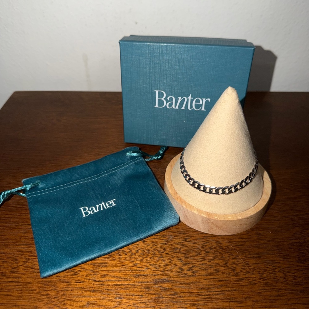 Banter men’s sterling silver Diamond-Cut Pavé Flat Curb Chain Bracelet 7.5’’